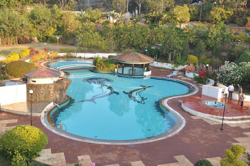 Aveda Blue Country Resort Panchgani Exterior foto