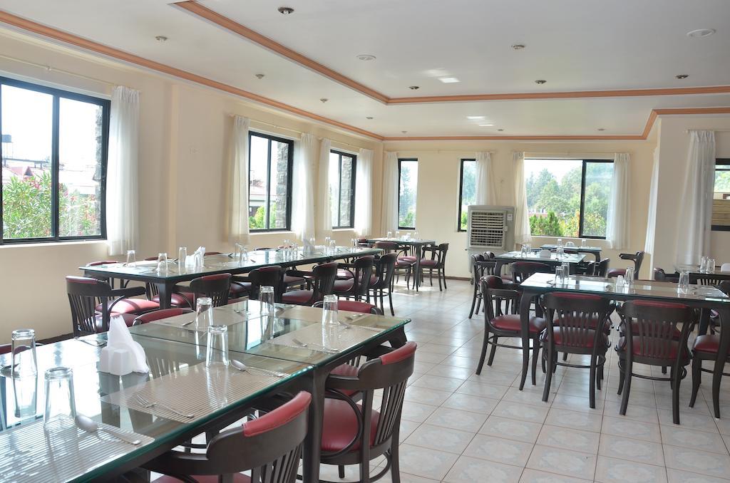 Aveda Blue Country Resort Panchgani Exterior foto
